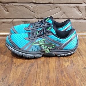 Brooks  Pure Cadence, size 7.5.